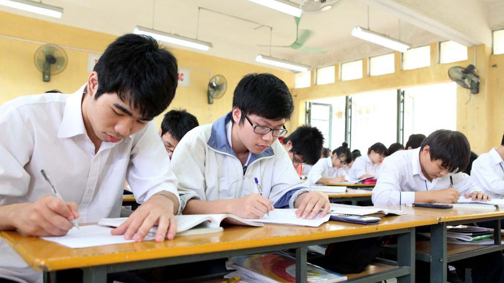 Đề thi các môn năm nay tuy có giảm bớt đi sự căng thẳng và áp lực đối với thí sinh
