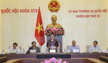 Chủ tịch Quốc hội Nguyễn Thị Kim Ngân chủ trì và phát biểu khai mạc Phiên họp thứ 13 của Ủy ban Thường vụ Quốc hội. Ảnh: Trọng Đức/TTXVN