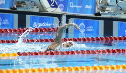 “Cô gái vàng” Nguyễn Thị Ánh Viên trên đường đua tại SEA Games 28. (Ảnh: Quốc Khánh/TTXVN)