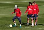 PSG bán Edinson Cavani: Cuộc chiến vương quyền tại Paris