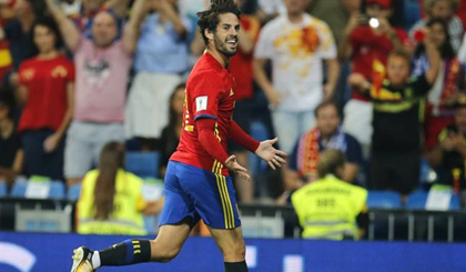 Isco tỏa sáng với một cú đúp.