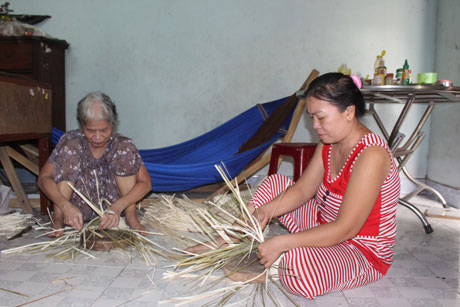 Cho vay giải quyết việc làm tại xã Thân Cửu Nghĩa.