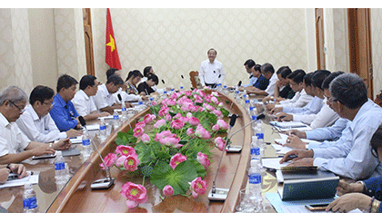 Ông Trần Thanh Đức phát biểu chỉ đạo tại cuộc họp 
