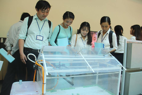 Thời gian qua, nhiều đề tài NCKH của sinh viên mang tính ứng dụng cao.