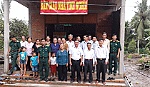 Trao nhà tình nghĩa cho vợ liệt sĩ ở xã Kim Sơn