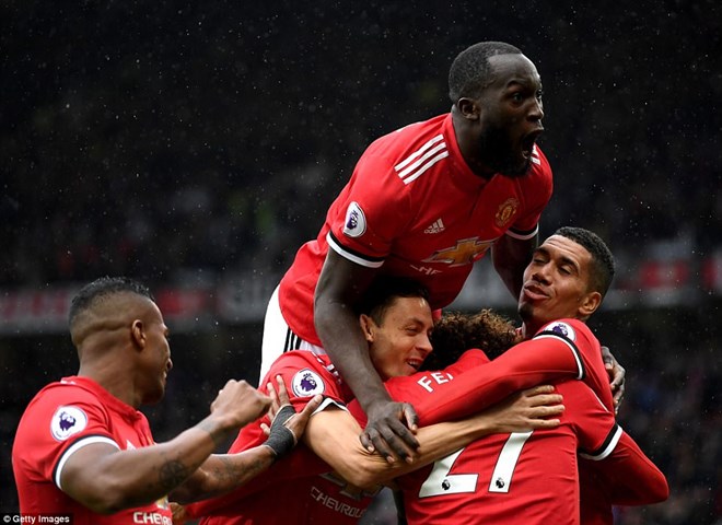 Quỷ đỏ thắng trận thứ tư tại Premier League với tỷ số 4-0.