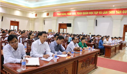 Các đại biểu tham dự Hội nghị về tài chính ngân hàng