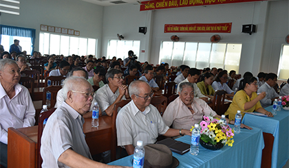 Quang cảnh buổi tiếp xúc cử tri Phường 1 (TP. Mỹ Tho)