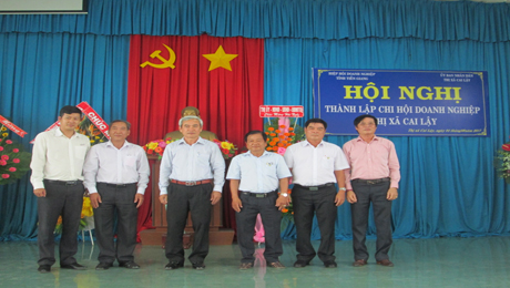 Ban Chấp hành Chị hội Doanh nghiệp TX. Cai Lậy