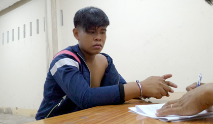 Đối tượng Ngô Văn Tuấn tại cơ quan công an.