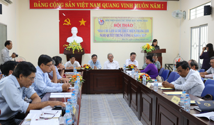 Hội thảo Báo chí làm gì để thực hiện thắng lợi Nghị quyết Trung ương 4 (khóa XII) diễn ra tại TP. Bến Tre (tỉnh Bến Tre) vào sáng ngày 31-10