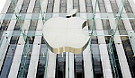 iPhone giúp Apple trở thành công ty có giá trị tới 900 tỷ USD