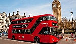 Xe bus chạy bằng xăng làm từ bã cà phê