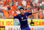Anh Đức đi vào lịch sử V-League với danh hiệu Vua phá lưới