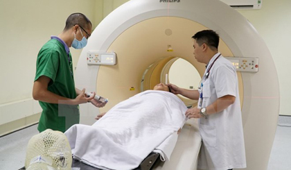 Chẩn đoán đặc trị PET/CT điều trị cho bệnh nhân ung thư. Ảnh: Phương Vy-TTXVN