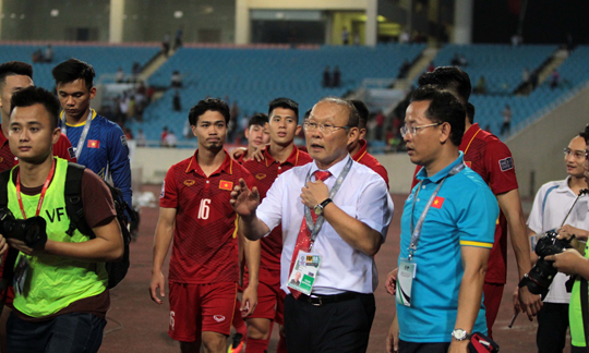 HLV Park Hang - seo cần thêm thời gian. Ảnh: Phan Tùng