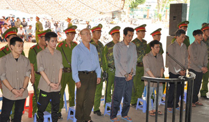 Một phiên tòa xét xử lưu động tại huyện Phú Quốc (Kiên Giang). Ảnh: congly.com.vn