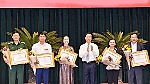 Báo chí cần khắc phục tình trạng giật gân, câu khách