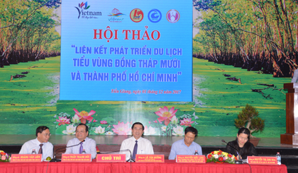 Các đồng chí chủ trì hội thảo
