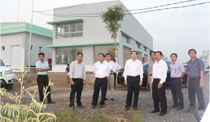 Chủ tịch UBND tỉnh Lê Văn Hưởng