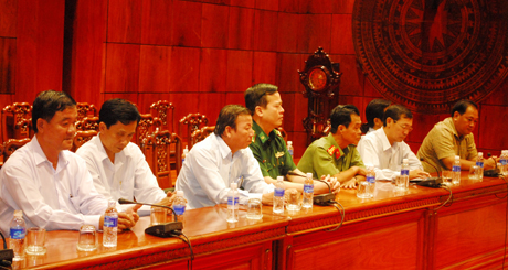 Đại diện các tập thể được Tuyên dương - Khen thưởng. 
