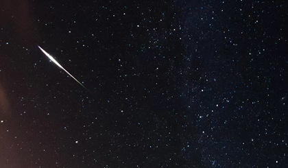 Mưa sao băng. (Ảnh minh họa: Space.com)