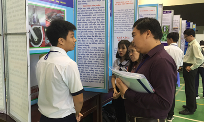 Ban tổ chức chấm điểm tại cuộc thi 