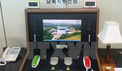 Đường dây nóng liên Triều được lắp đặt tại khu vực an ninh chung, làng đình chiến Panmunjom, tháng 7/2016. Ảnh: Yonhap/TTXVN