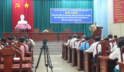 Quang cảnh hội nghị