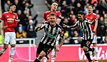 Thua sốc sân khách, Manchester United bị Man City bỏ xa đến 16 điểm