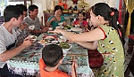 Bữa cơm gia đình cuối năm