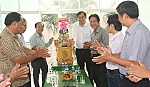 Thường trực Tỉnh ủy chúc tết Báo Ấp Bắc.