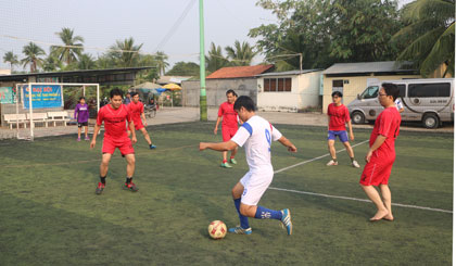 Các đoàn viên đã cống hiến nhiều pha bóng hấp dẫn.