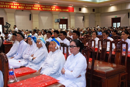 Đông đảo chức sác các tôn giáo dự họp mặt