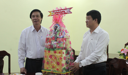 Bí thư Tỉnh ủy thăm, chúc tết công ty TNHH SXCB Nông sản Cát Tường
