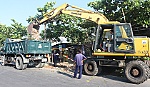 Giải tỏa chợ tự phát gần cầu Hai Tân