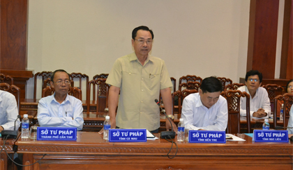 Đại biểu phát biểu ý kiến tại hội nghị