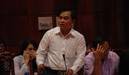 Đại diện các sở, ngành phát biểu