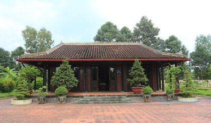 Nhà thờ bà Nguyễn Thị Thập ở xã Long Hưng, huyện Châu Thành.                                          Ảnh: HỒNG LÊ