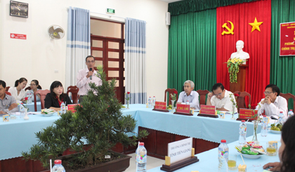 Đại biểu phát biểu tại buổi hội thảo