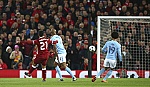 Liverpool 3-0 Man City: Man xanh vỡ vụn trong 19 phút