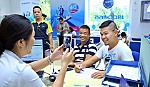 Nhà mạng 'thúc' thuê bao chụp ảnh chân dung