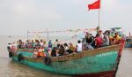 Hàng ngàn người dân tham gia Lễ hội Nghinh Ông Vàm Láng