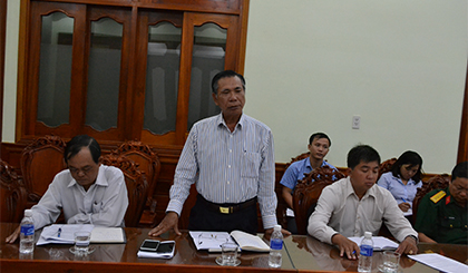 Đại biểu đóng góp ý kiến tại buổi họp