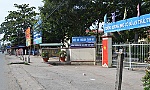 Đánh nhau trước cổng trường, 1 thiếu niên tử vong