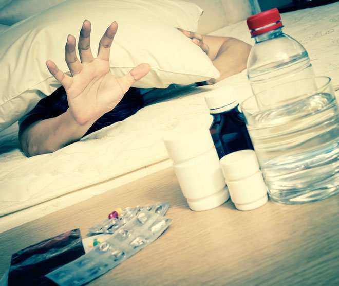 Cảm giác nôn nao sẽ đến như một phản ứng của não với sự mất nước.