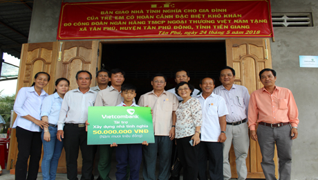 Lễ bàn giao nhà tình nghĩa cho gia đình anh Nguyễn Thanh Bình