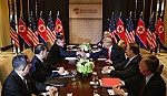 Ông Trump và Kim đã họp kín xong, bắt đầu họp mở rộng