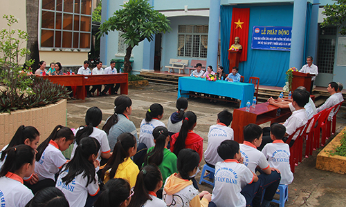 Đại biểu dự Lễ phát động hưởng ứng “Ngày Môi trường thế giới 5-6-2018”.