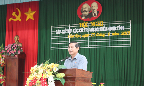 Chủ tịch UBND tỉnh phát biểu tại buổi tiếp xúc cử tri huyện Chợ Gạo